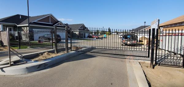 Alberta Gate and Fence / Armor Powder Coating