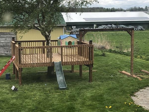 Grandview Decks Ltd.