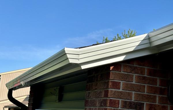 Eavesthetic Gutter Co.