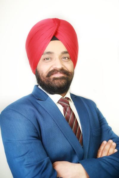 Ravi Inder Singh Realtor