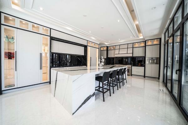 Enzo Kitchens