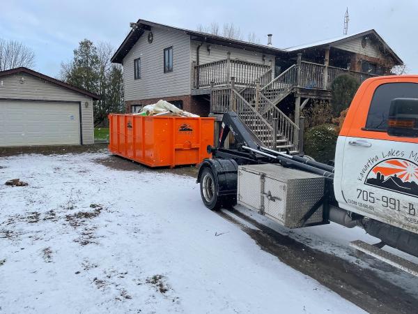 Kawartha Lakes Mini Bins Inc.