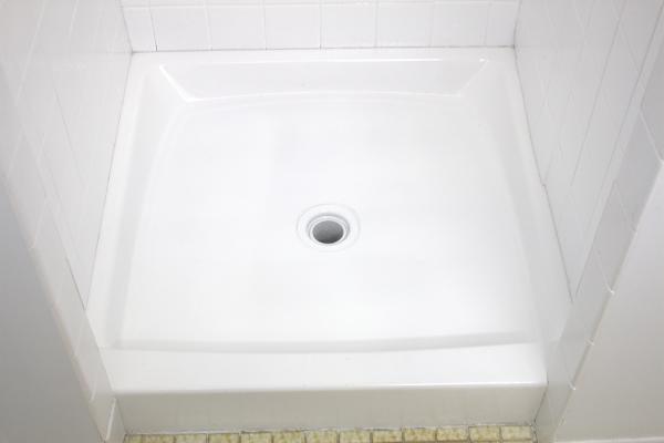Rideau Bathtub Reglazing