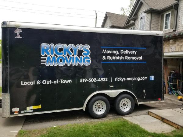 Ricky's Moving