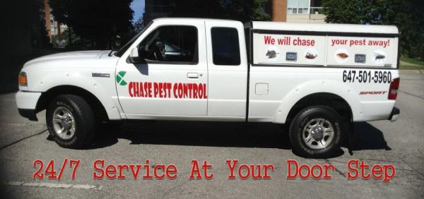 Chase Pest Control Operator