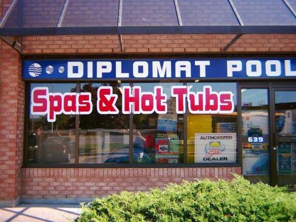 Diplomat Leisurescapes Pools Spas Hot Tubs