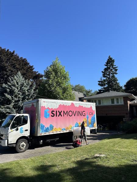 Six Moving Toronto Movers