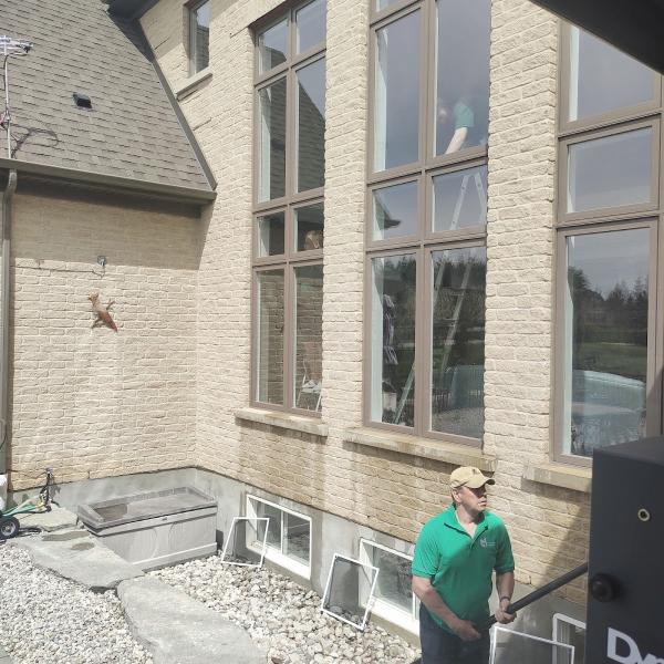 Green Right Window Cleaning