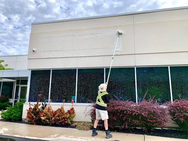 Feel the Pressure Exterior Washing