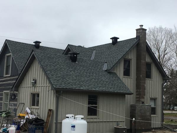 20/20 Roofing and Renovations