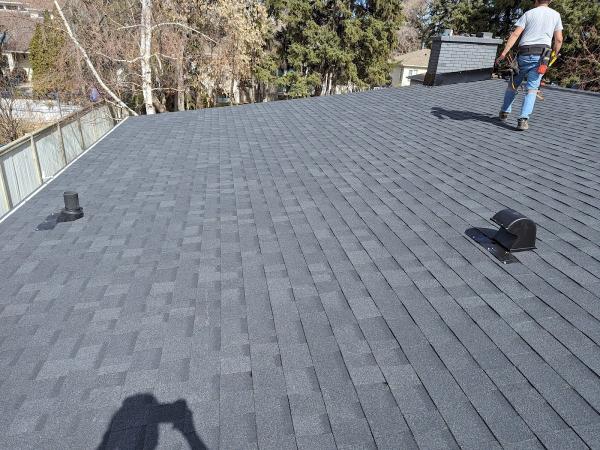 A2Z Roofing & Renovation Ltd