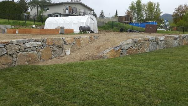 Rattlesnake Rock Retaining Walls