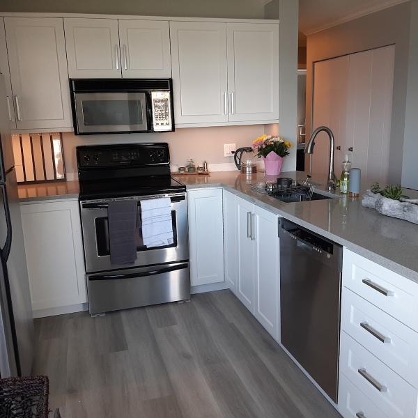 Campbellrivercabinetrefacing.ca