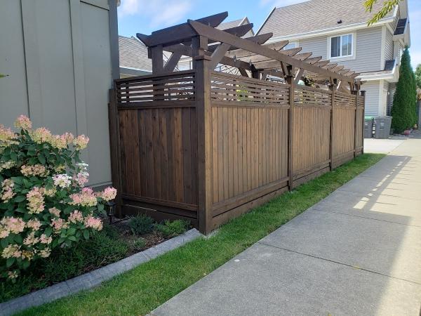 5 Star Fence + Stain