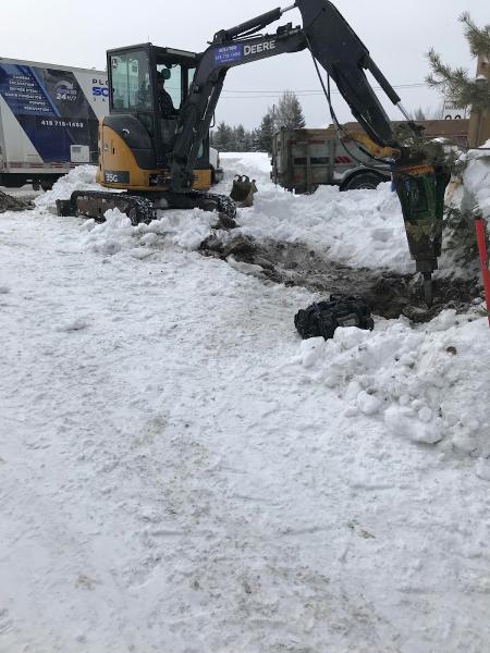 Plomberie Solutec Excavation Refoulement d'égout-Débouchage