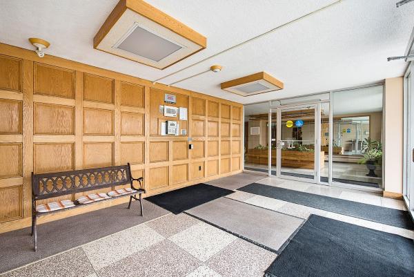 Westwinds Apartments