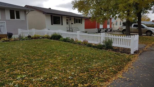 Velocity Vinyl Fencing