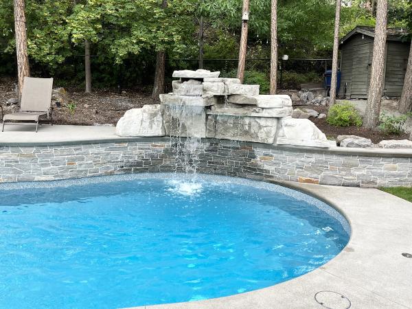 Everclear Pools and Spas